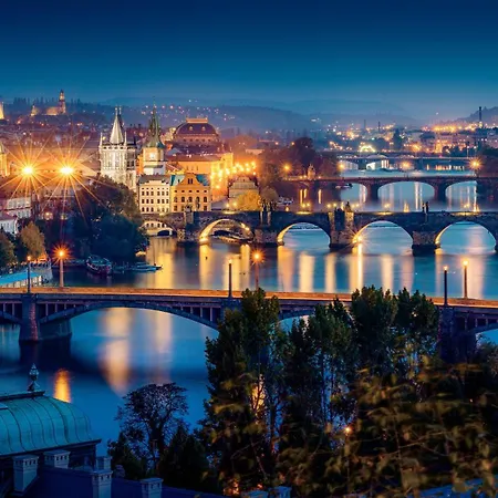 Dancing House - Tancici Dum 4* Prague