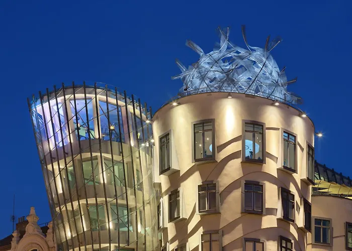Dancing House - Tancici Dum 4*