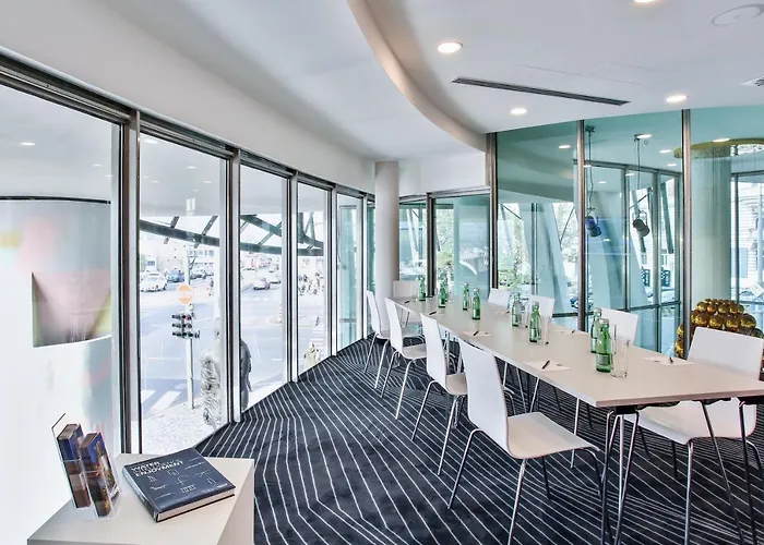 Dancing House - Tancici Dum 4*