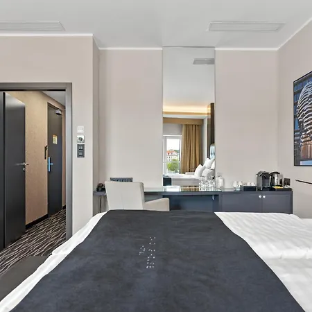 Hotell Dancing House - Tancici Dum Prag
