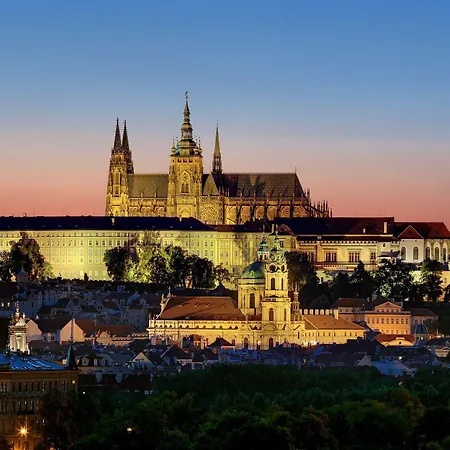 Dancing House - Tancici Dum Hotel Prag