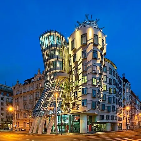Dancing House - Tancici Dum فندق