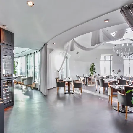 Hotell Dancing House - Tancici Dum Prag