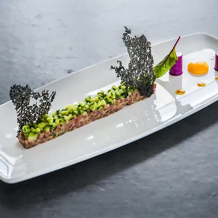 Dancing House - Tancici Dum Hotel