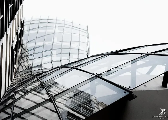 Dancing House - Tancici Dum 4*