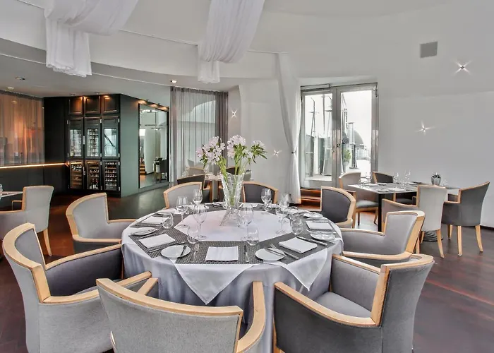 Dancing House - Tancici Dum Prag