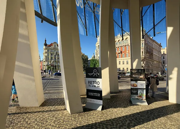 Hotell Dancing House - Tancici Dum