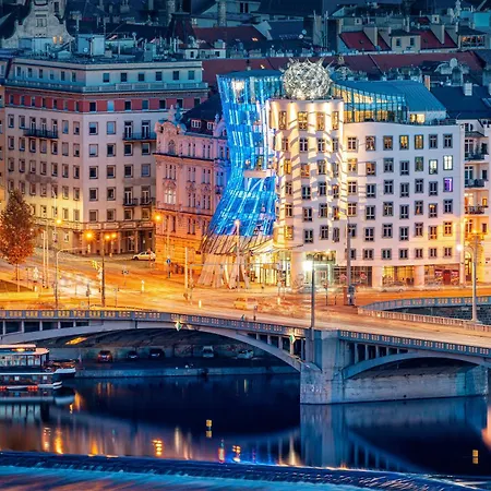 Dancing House - Tancici Dum Szálloda Prága