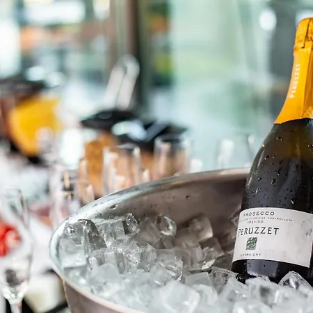 Hotel Dancing House - Tancici Dum