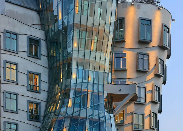 Dancing House - Tancici Dum 4*